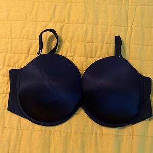 Victoria’s Secret Strapless Bra Size 38D